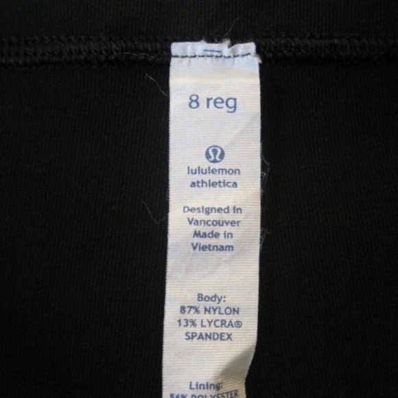 Lulu Lemon Reverse Groove Short - Picture 11 of 12